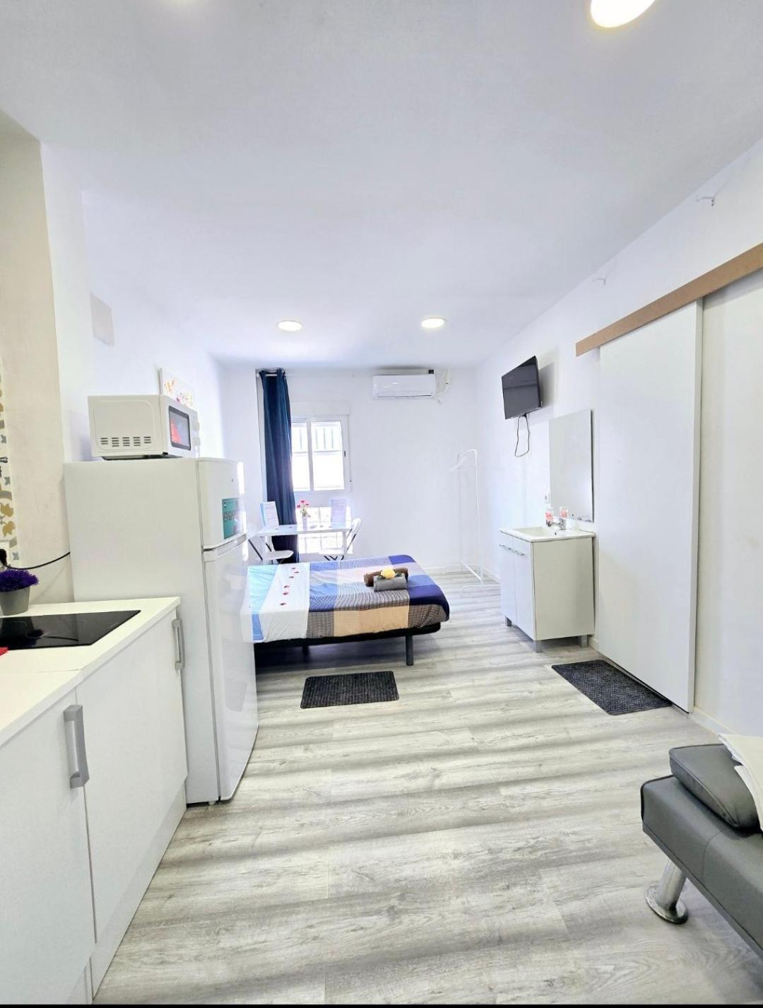 Apartamento Metro Manises Y Aeropuerto 外观 照片